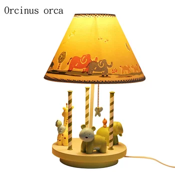 Crtani film kreativni merry go okrugli stol svjetiljka dječak djevojčica spavaća soba dječja soba lampa moderan, jednostavan životinja ukrasne lampe za čitanje